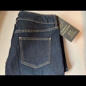 The Limited - Size 8 - Simply Straight Jeans